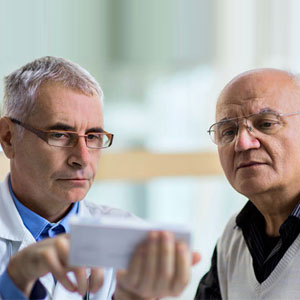 علاج مشكلات اورولوژی در مردان سالمند