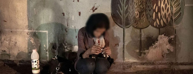 زندگی شبانه زنان معتاد و کارتن‌خواب در تهران؛ از زباله‌دانی تا تَن‌فروشی