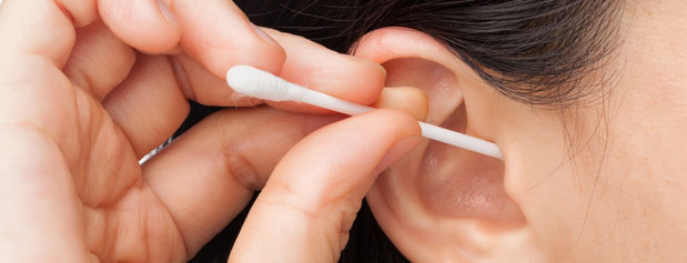 چگونه گوشتان را تمیز کنید که به آن آسیبی نرسد؟