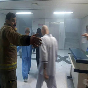 مهار آتش در یک مرکز درمانی در خیابان حافظ/نجات جان ۲۰ نفر از بیماران