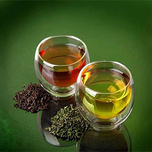 مضرات مصرف زیاد چای سبز و سیاه
