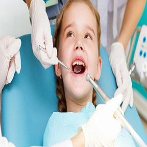 9 راهکار آماده کردن کودک برای رفتن به دندان پزشکی