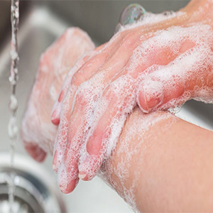 مضرات شستن بیش از حد دست با «شوینده‌ها»