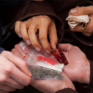 جولان خرده فروشان موادمخدر در نقاط خوش آب و هوای پایتخت