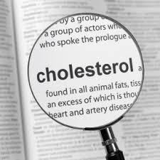 با چه تغییراتی در رژیم غذایی می‌توان کلسترول خون را کاهش داد؟