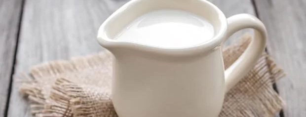 یک لیوان شیر شامل چه مواد مغذی است؟