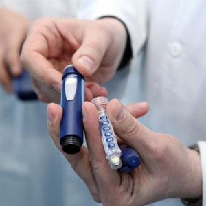 انتقاد از توزیع انسولین با کد ملی/ مسکن و موقتی است