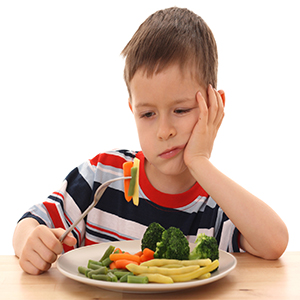 سوء تغذیه؛ از مهمترین دلایل رشد نامناسب جسمی و روانی کودکان