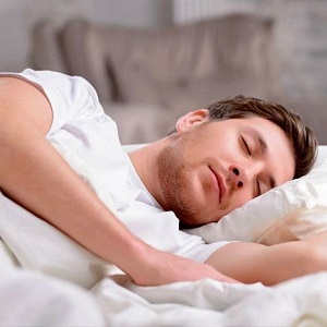 خواب بیش از حد چه عارضه‌هایی دارد؟