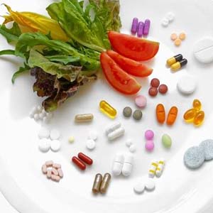 غذاها چطور در اثربخشی داروها نقش دارند؟