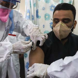 مرحله نخست واکسیناسیون کووید ۱۹ در خوزستان آغاز شد