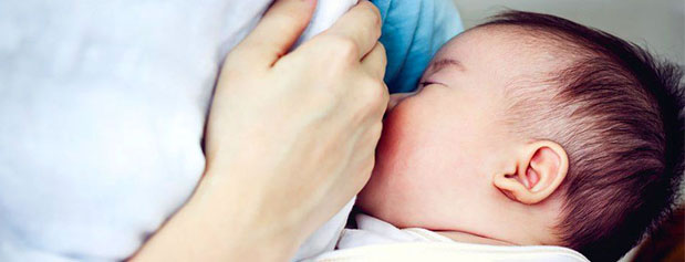 فایده شیر مادر برای نوزاد