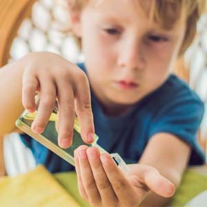 کودکان و استفاده از مواد ضدعفونی‌کننده؛ مراقب این نکات باشید