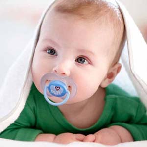 آیا ضدعفونی‌کردن پستانک موجب آلرژی نوزاد می شود؟