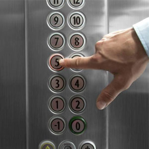 هنگام قطع برق در آسانسور چه کنیم؟