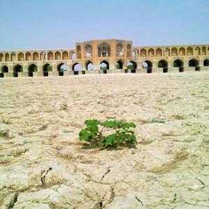 صدای «جنگ آب» از اصفهان شنیده شد