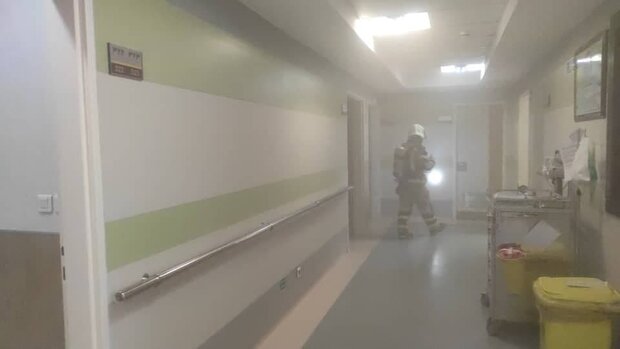 آتش سوزی در بیمارستان محب کوثر/ ده‌ها نفر نجات یافتند