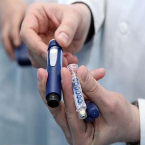 بازرسی مستمر از داروخانه‌ها درمورد نحوه عرضه انسولین قلمی