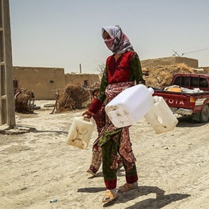 جور بیکاری و تحریم ها در خوزستان روی شانه های آب