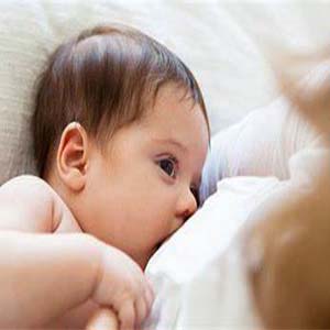 نوزادانی که شیر مادر می خورند فشارخون سالم تری دارند