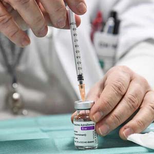 افزایش واردات واکسن نیازمند دیپلماسی سلامت