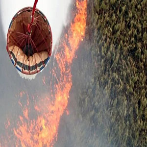 اعزام بالگرد اطفای حریق به مناطق دچار آتش سوزی در تالاب انزلی