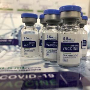 وزارت دفاع آماده تحویل واکسن فخرا به وزارت بهداشت است
