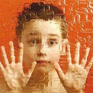 عفونت های جدی خطر ابتلا به اوتیسم را در کودکان افزایش می‌دهد