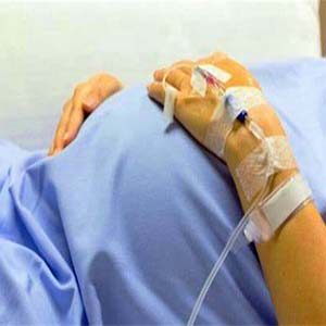زنان باردار مبتلا به علامت کووید-۱۹ بیشتر زایمان اورژانسی دارند
