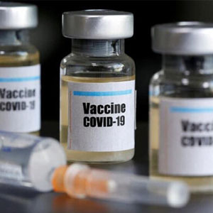 سالمندان بعد از ۴ ماه دوز سوم واکسن کرونا را بزنند