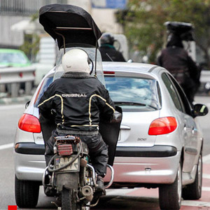ممنوعیت تردد تاکسی‌ها و موتورسیکلت‌های کاربراتوری از ابتدای سال آینده/ در تهران مازوت سوزی نداریم