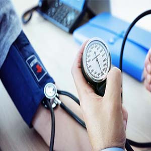توصیه‌ دارویی که بیماران فشار خون بالا باید آویزه گوش کنند