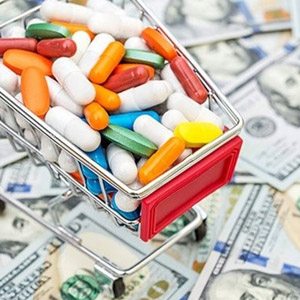 حذف ارز دارو- افزایش واردات داروهای تقلبی / حداقل 40 میلیون نفر توان خرید داروهای خود را از دست خواهند داد